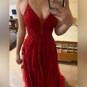 Size 4 red prom dress (fits a size 2 aswell)